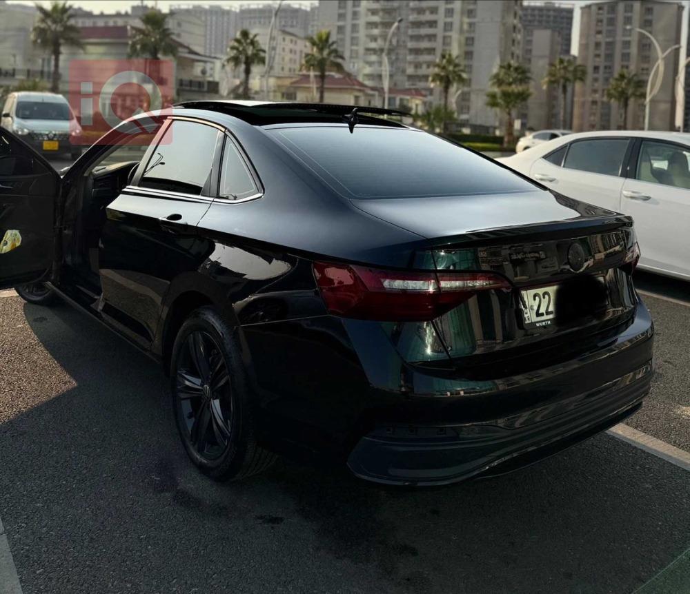 ڤۆڵکسواگن جێتا